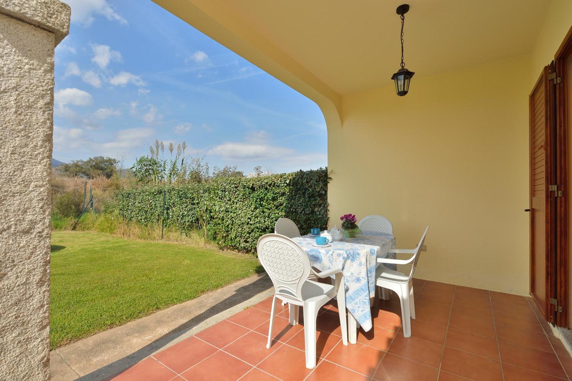 Residence Le Canne San Teodoro  Bagian luar foto
