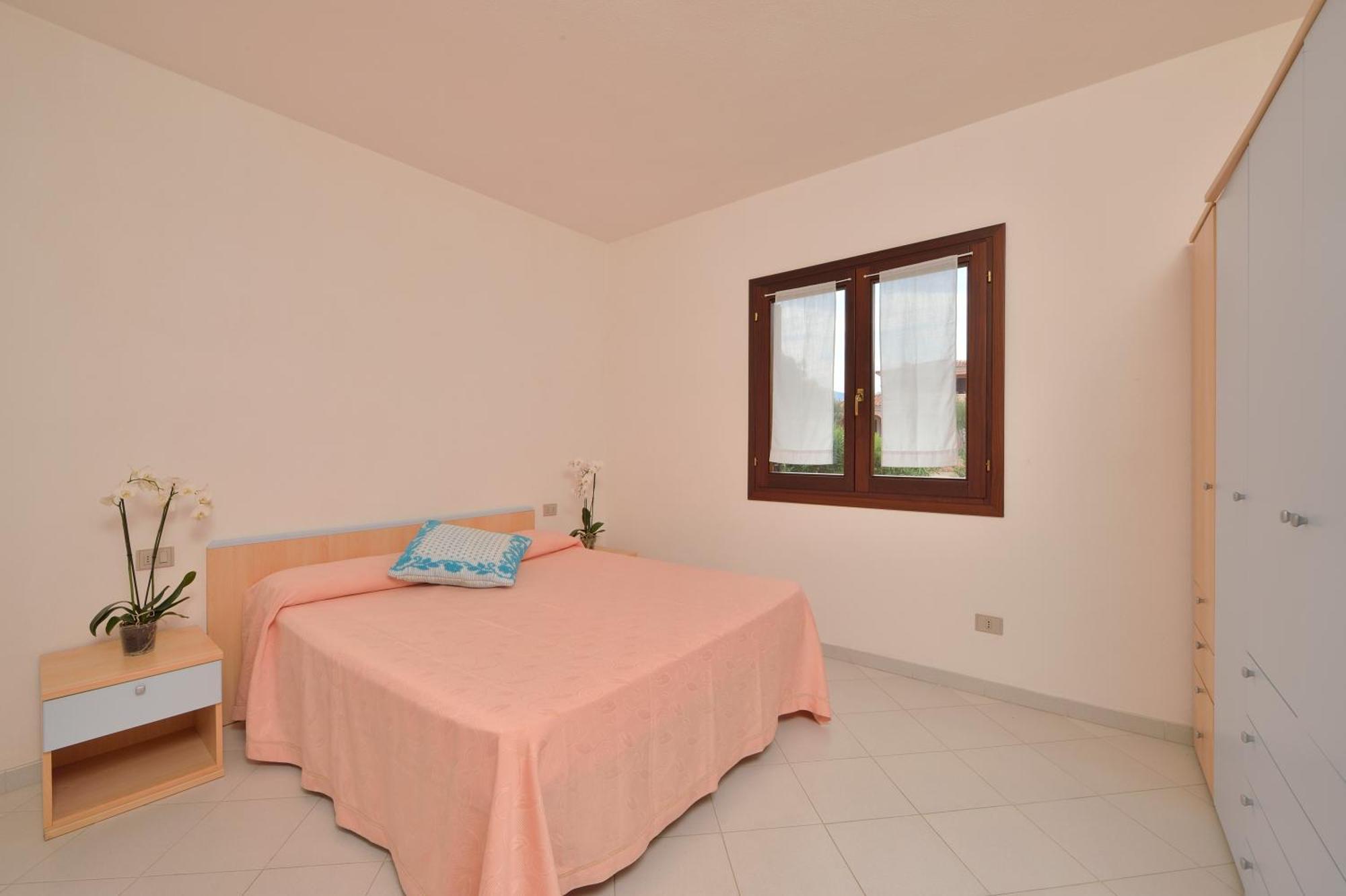 Residence Le Canne San Teodoro  Bagian luar foto