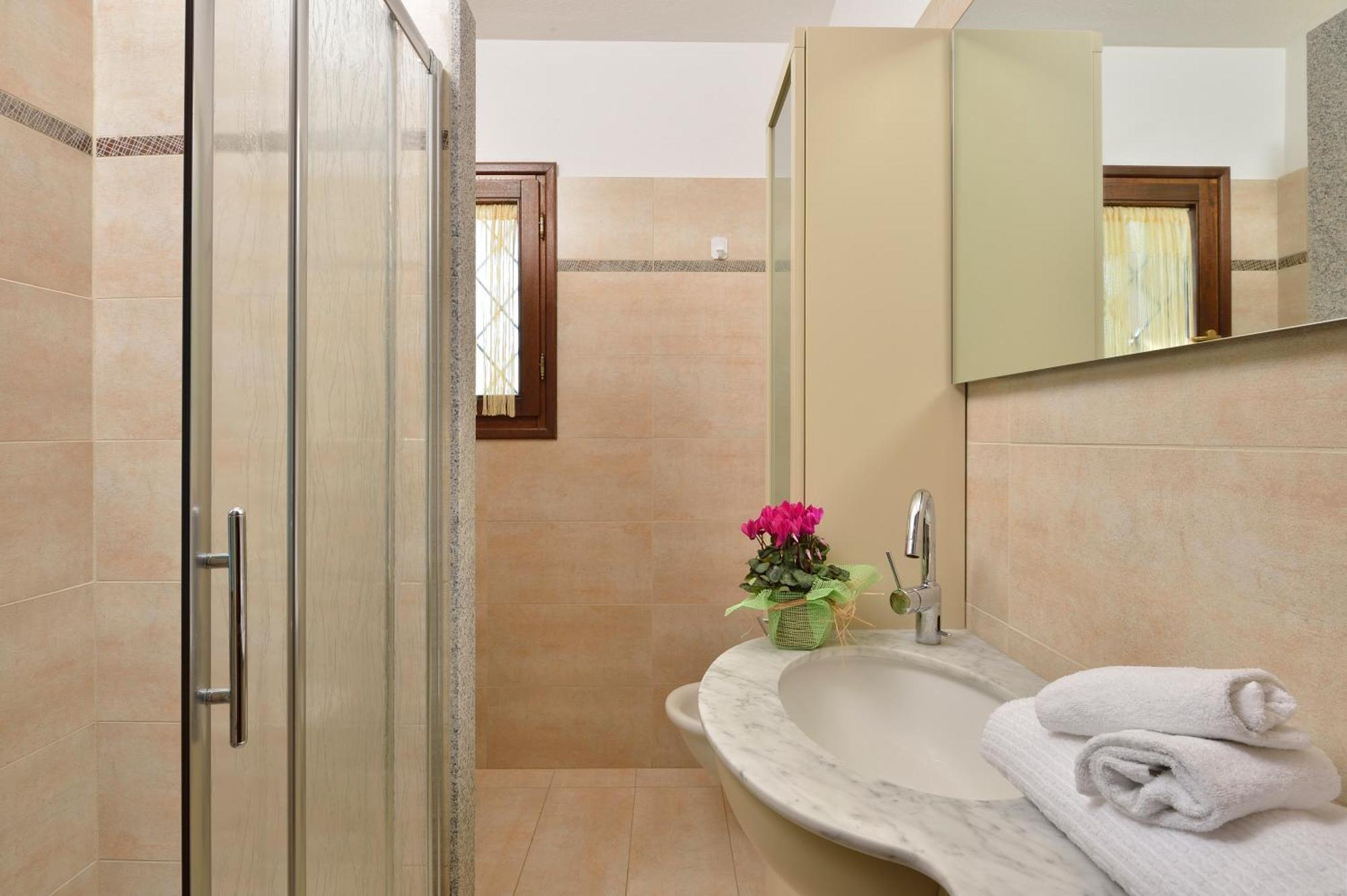 Residence Le Canne San Teodoro  Bagian luar foto