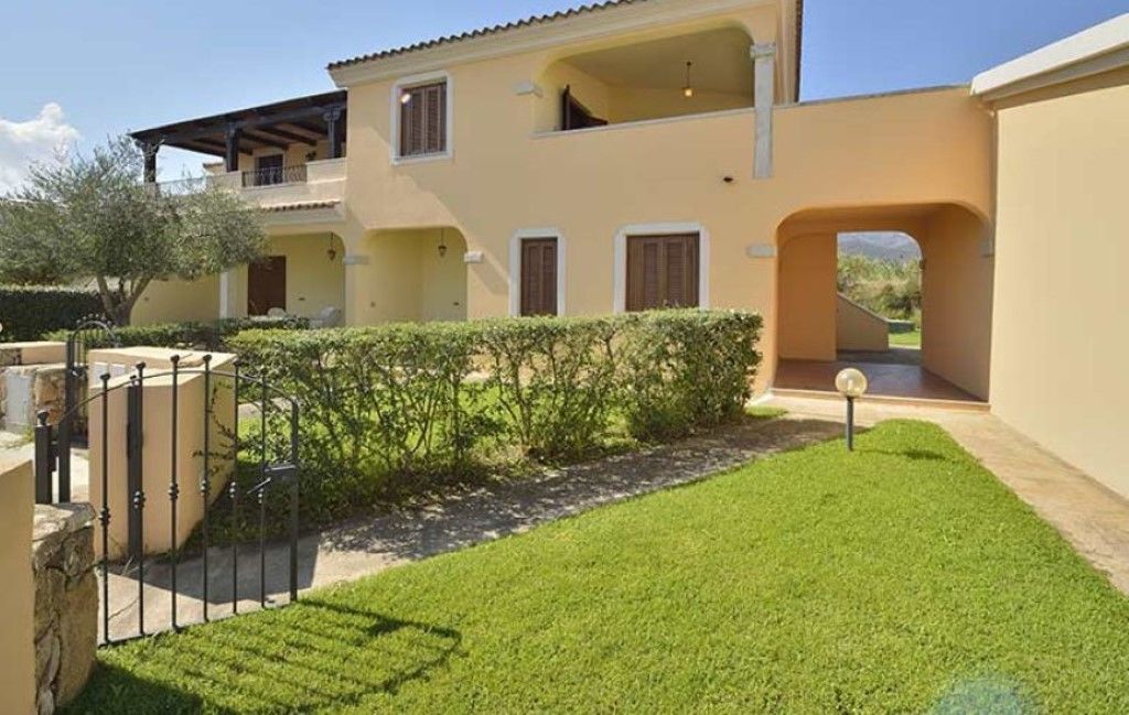 Residence Le Canne San Teodoro  Bagian luar foto
